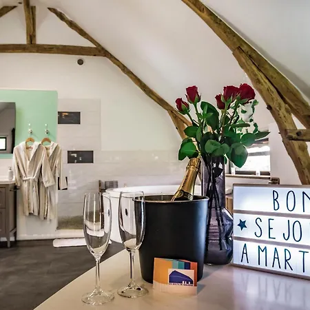 Les Hauts De Bagadou La Couette-café 4*